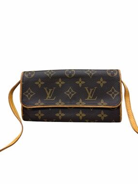 LOUIS VUITTON Pochette Twin PM 
 Shoulder Bag Monogram Brown